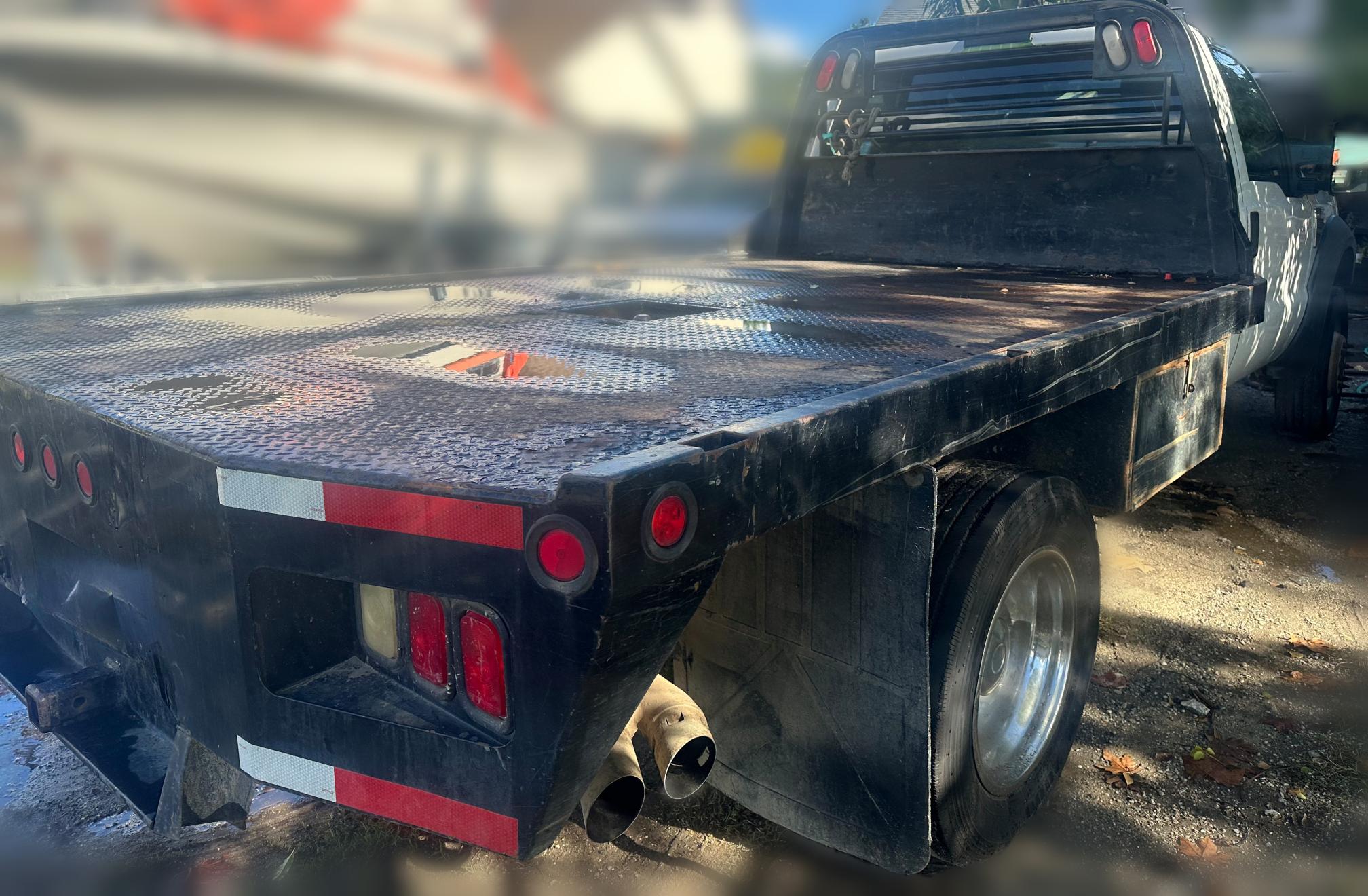 2008 FORD F550 - Image 3